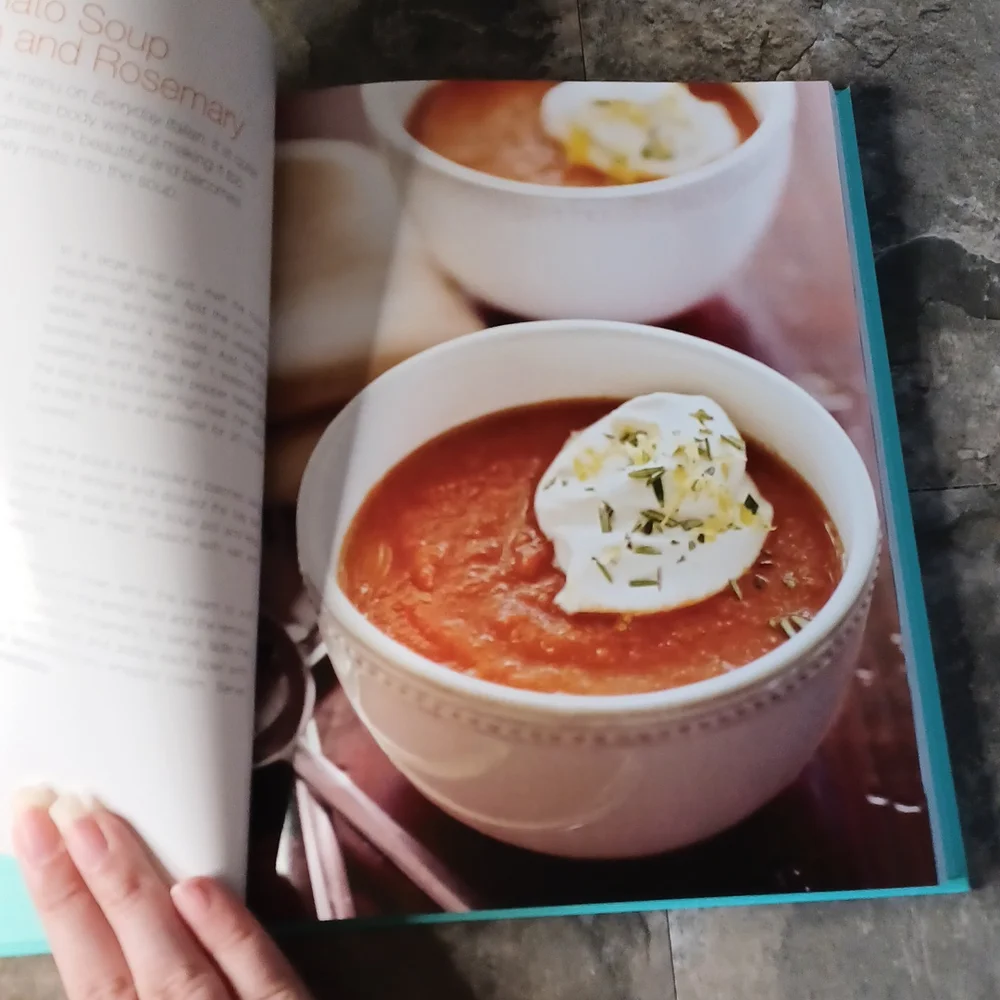 Giada's Kitchen Cookbook Hardback